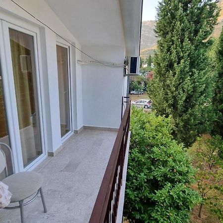 Apartment Folic Sutomore Zewnętrze zdjęcie