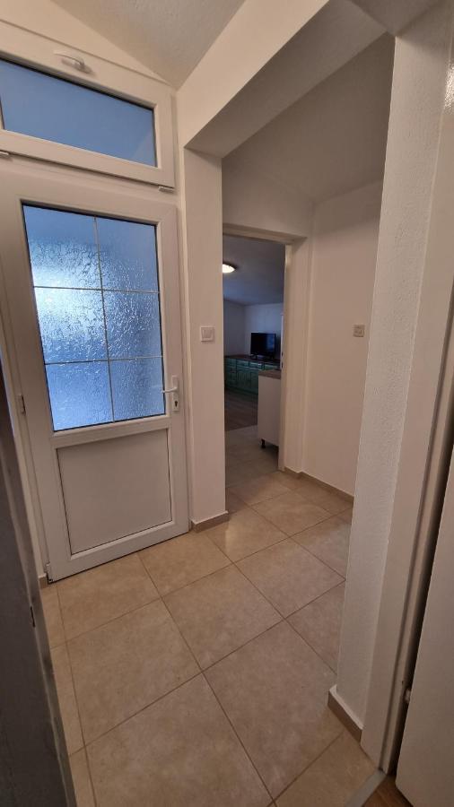 Apartment Folic Sutomore Zewnętrze zdjęcie