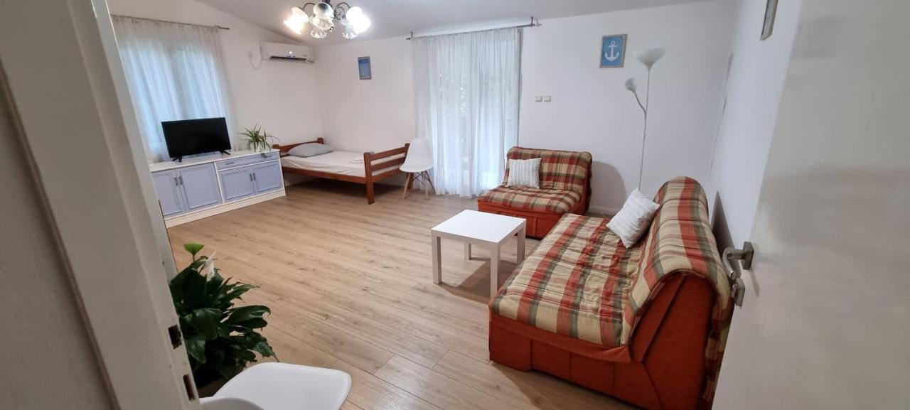 Apartment Folic Sutomore Zewnętrze zdjęcie