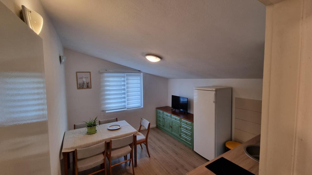 Apartment Folic Sutomore Zewnętrze zdjęcie