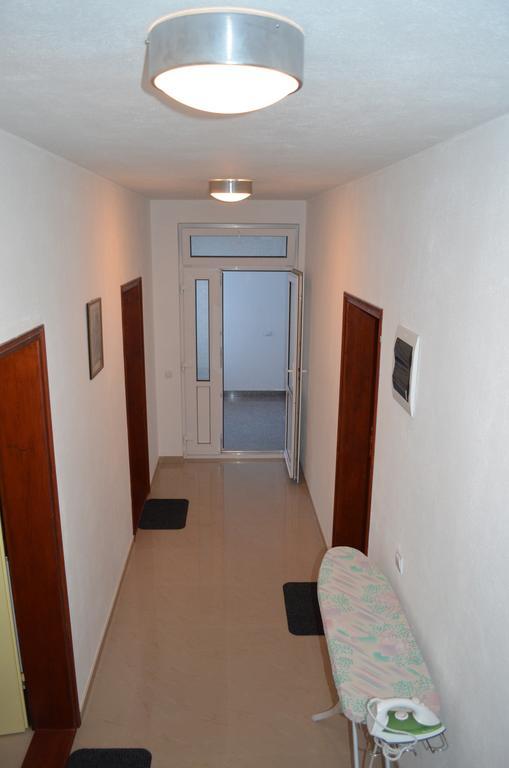 Apartment Folic Sutomore Zewnętrze zdjęcie