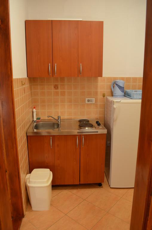 Apartment Folic Sutomore Zewnętrze zdjęcie