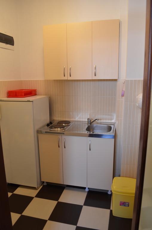 Apartment Folic Sutomore Zewnętrze zdjęcie